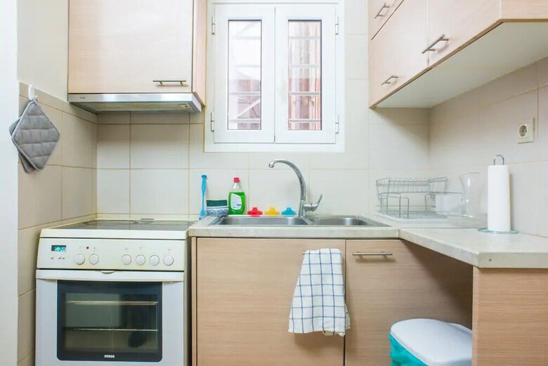Classy And Chic 2 Bedroom Apartment
