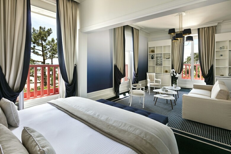 Hotel H�tel Barri�re L'hermitage