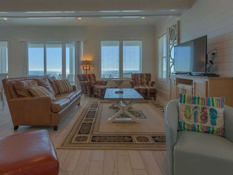 Emerald By Meyer Vacation Rentals