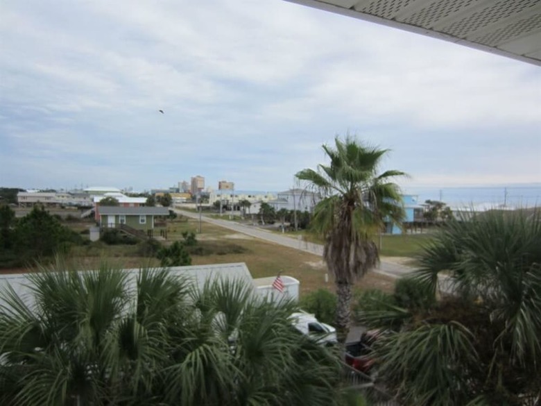 Coastal Dream By Meyer Vacation Rentals
