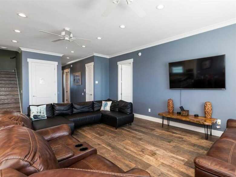 Shipwrecked By Meyer Vacation Rentals