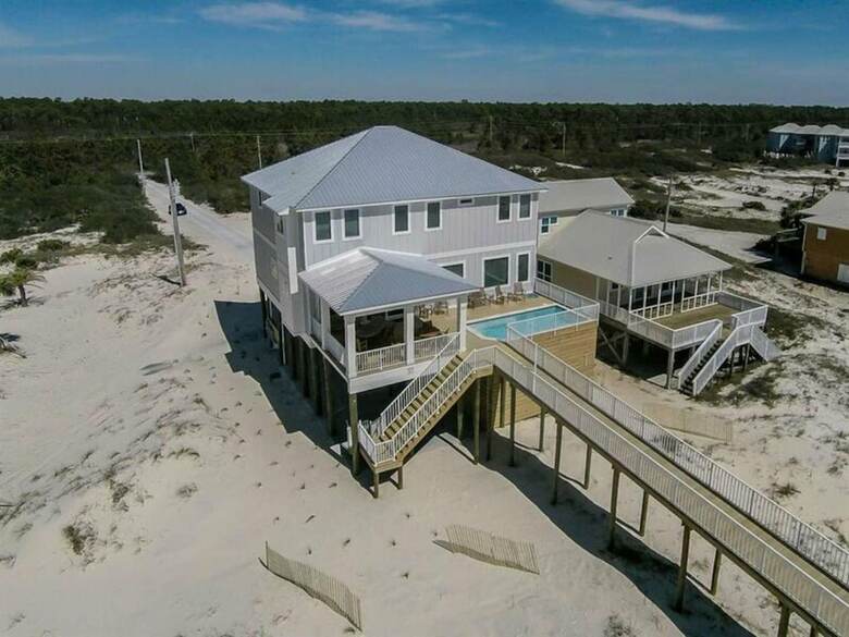 Shipwrecked By Meyer Vacation Rentals