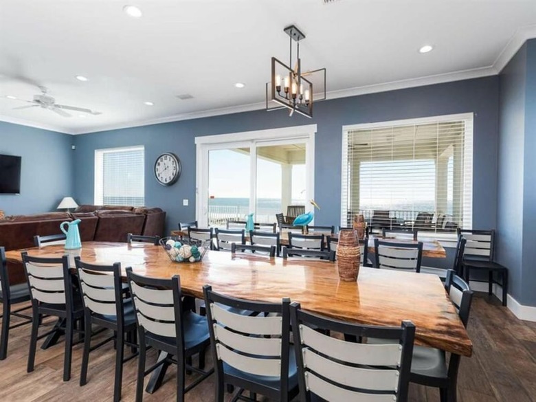 Shipwrecked By Meyer Vacation Rentals