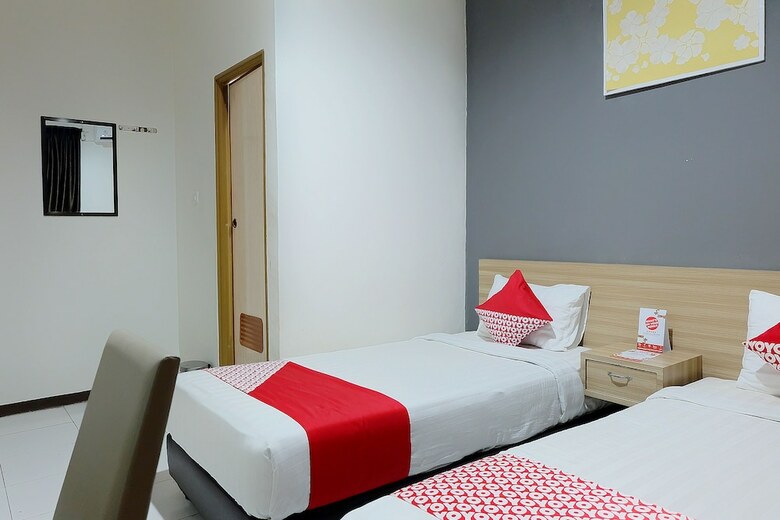 Hostal Oyo 1474 Hotel Fayadh