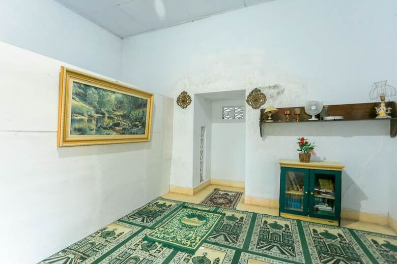 Hotel Oyo 1721 A. Yani 95 Residence