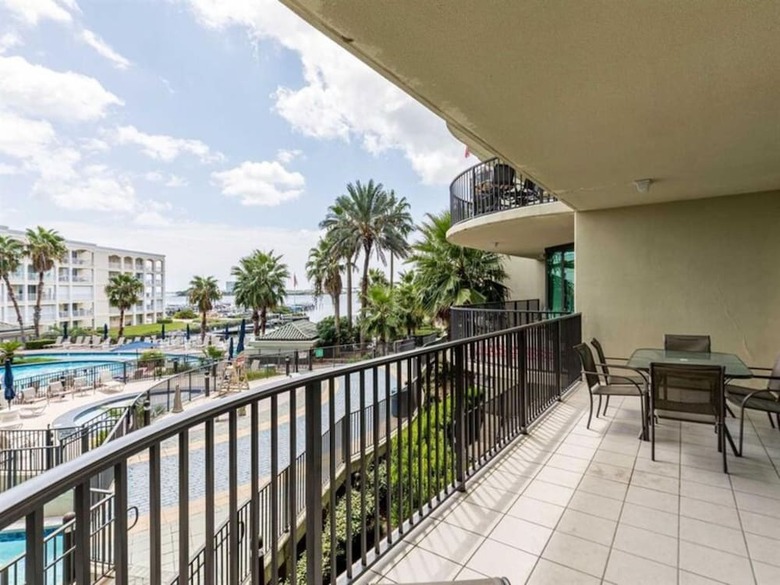 Phoenix On The Bay 2208 By Meyer Vacation Rentals