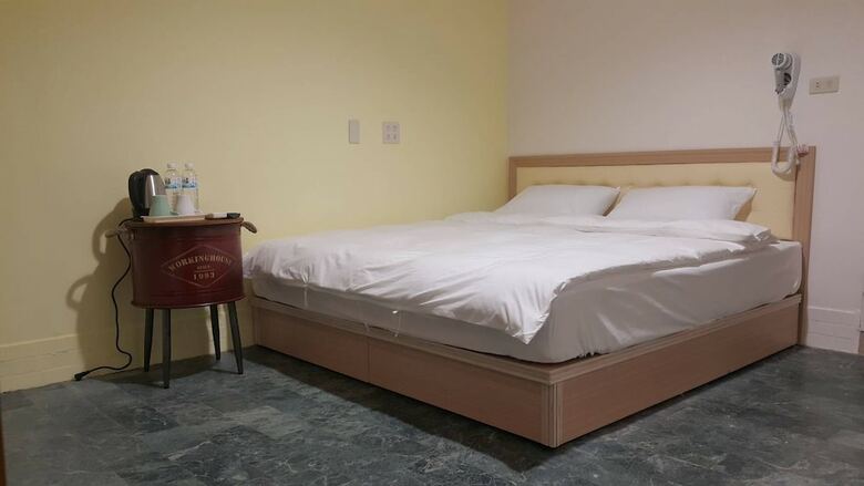 Bed & Breakfast Simple Life Homestay