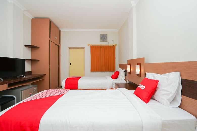 Hotel Oyo 2075 Graha Marina