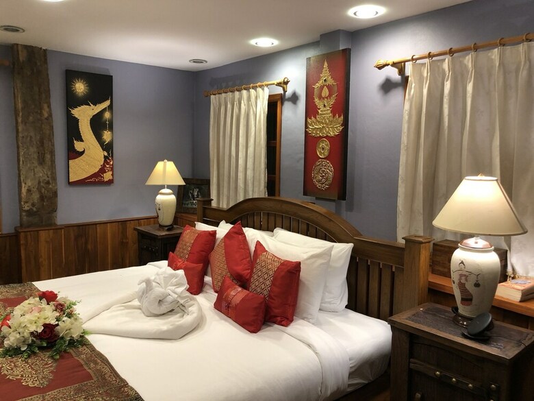 Hotel On The Mekong Resort