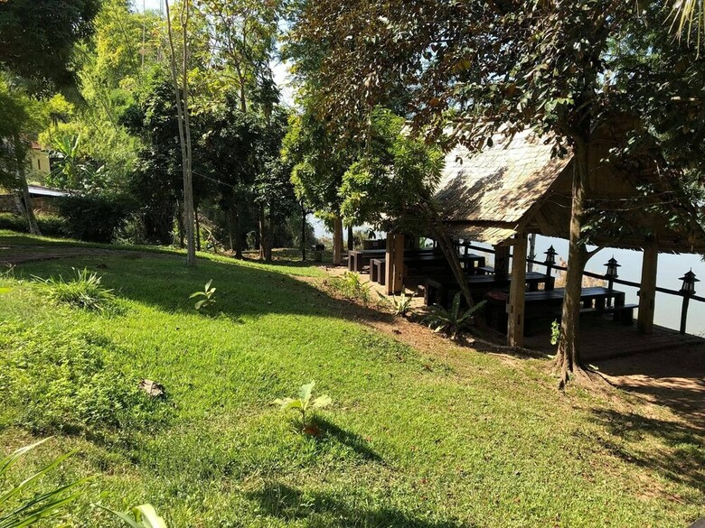 Hotel On The Mekong Resort