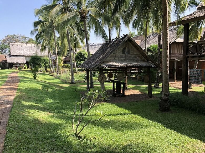 Hotel On The Mekong Resort