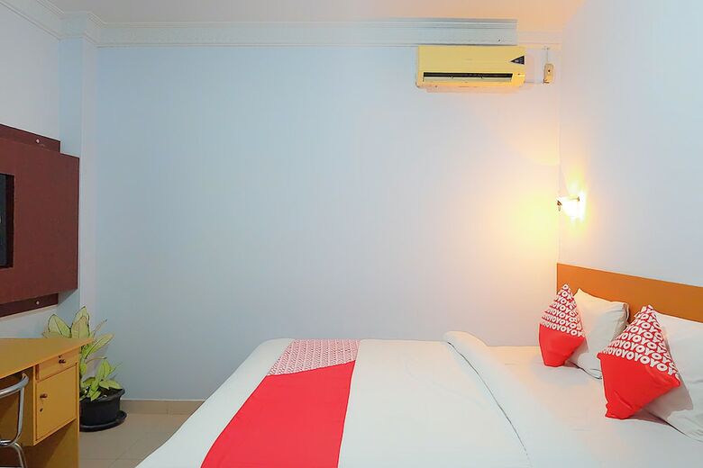 Hostal Oyo 1590 Hotel Jambi Prima