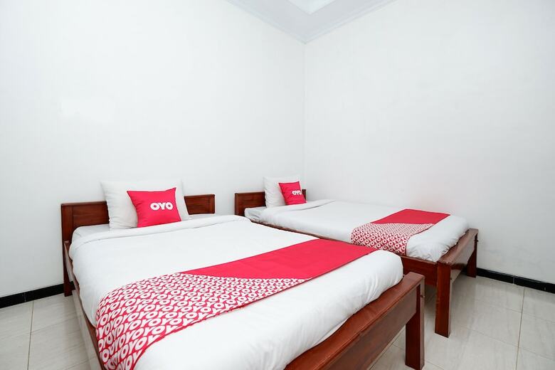 Hostal Oyo 2058 Griya Ria