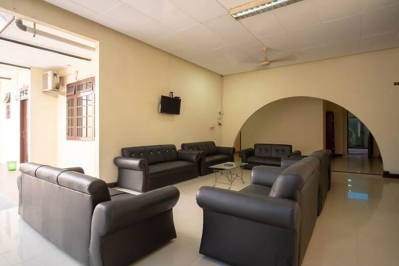 Hostal Oyo 1697 Rumah Ekologis