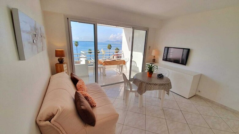 Apartamento T2 Pieds Dans L'eau Vue Mer Wifi Clim