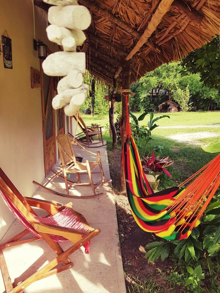 Hotel Caba�as Mannan