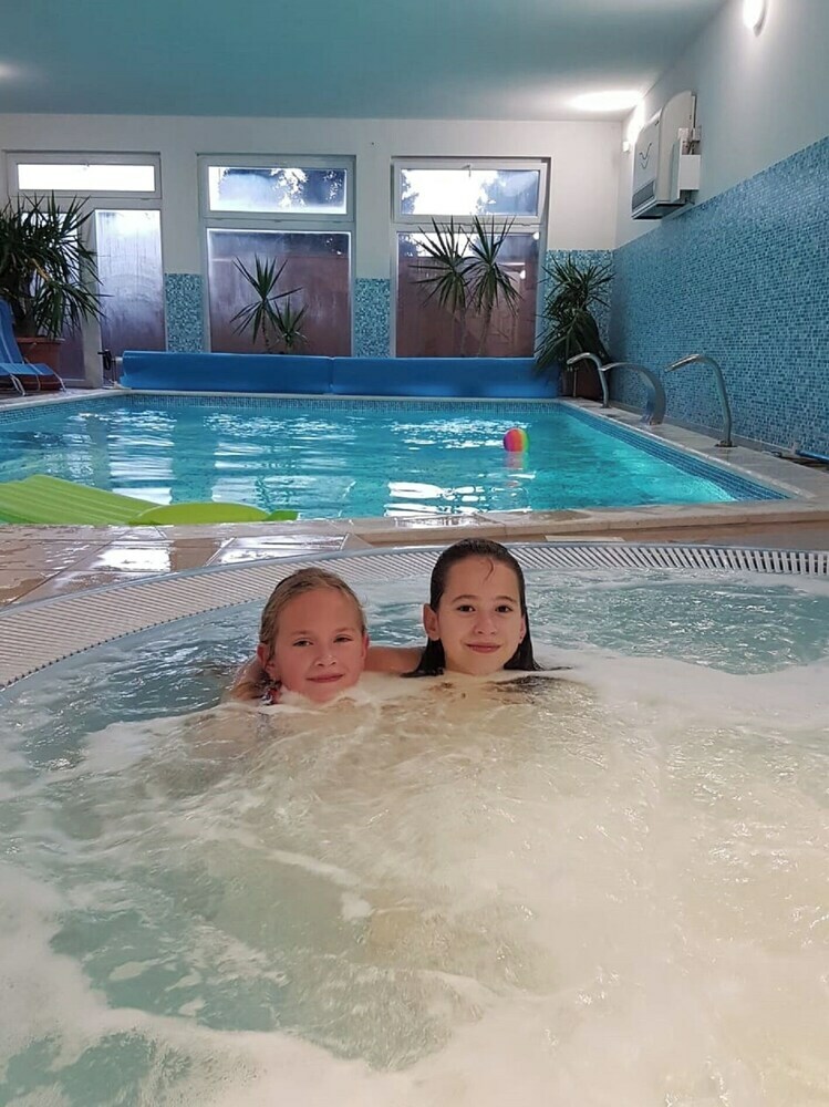 Balaton Colors Beach Hotel
