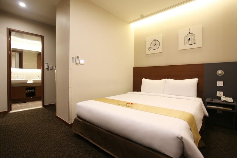 Hotel Skypark Myeongdong II