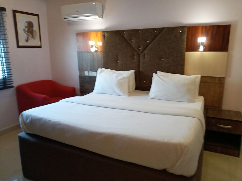 Victoria Inn Hotel And Suite
