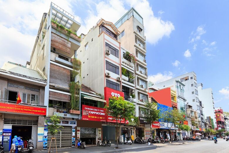 Oyo 558 Hoang Linh Hotel