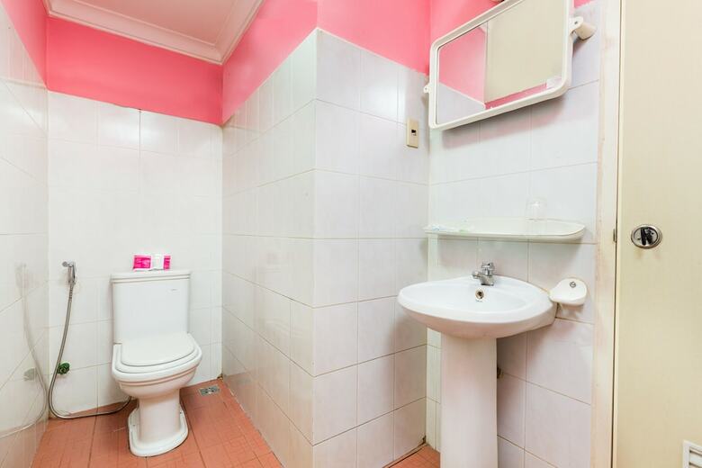 Oyo 558 Hoang Linh Hotel