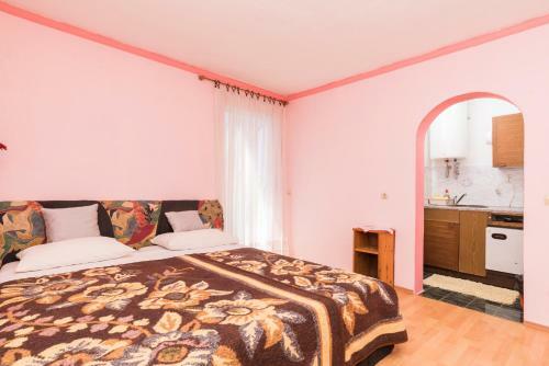 Apartamentos Studios Ka?tel