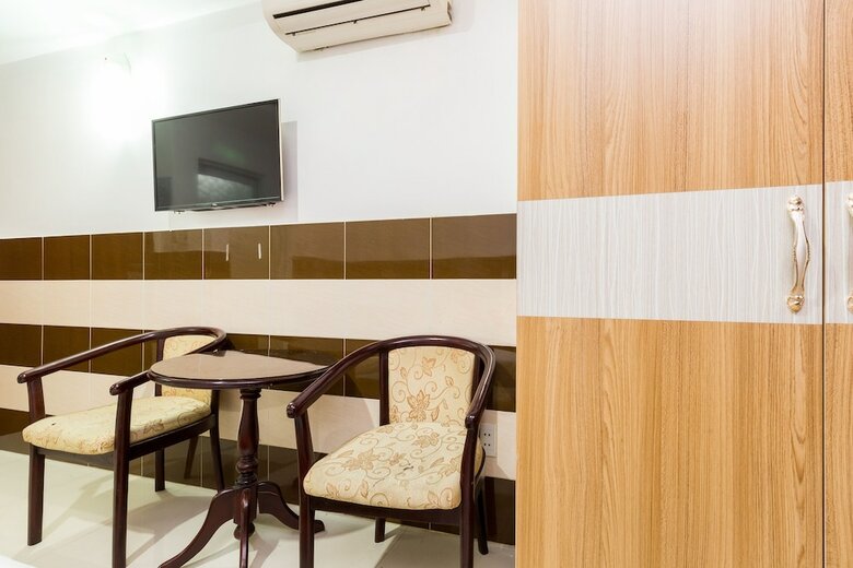 Oyo 560 Le Ngan Phung Hotel