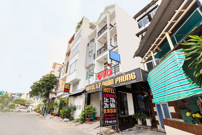 Oyo 560 Le Ngan Phung Hotel