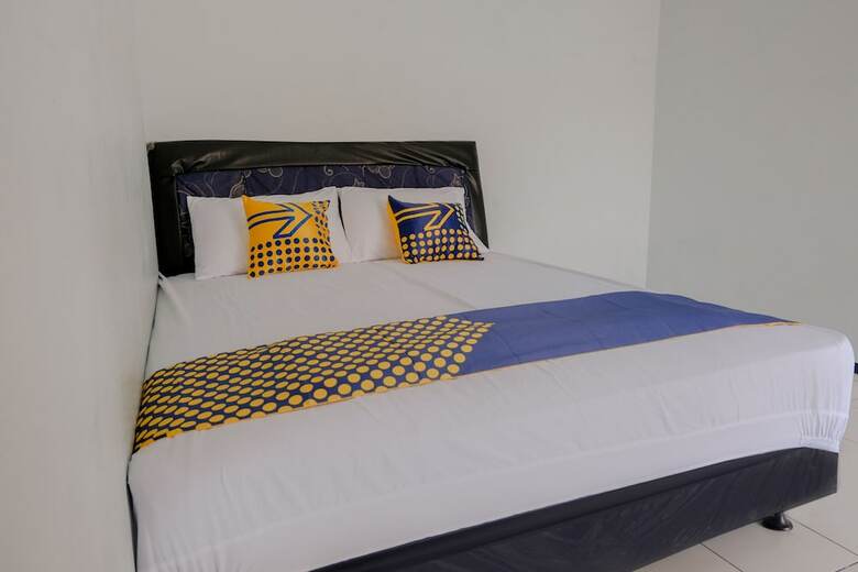 Hostal Spot On 1711 Serayu Sumbersari Residence