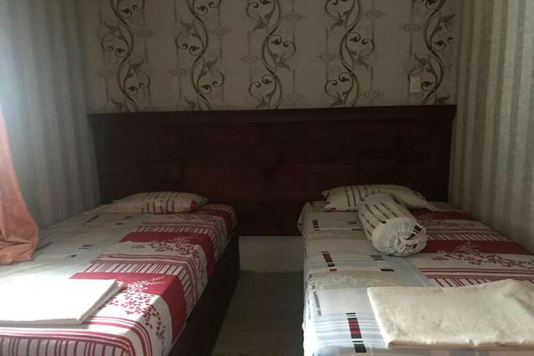 Hostal Oyo 1752 Hotel Wisata