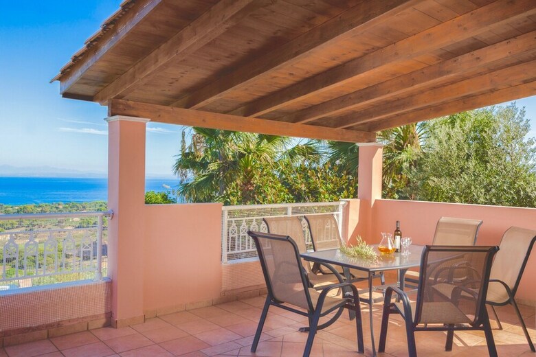 Apartamentos Doreta