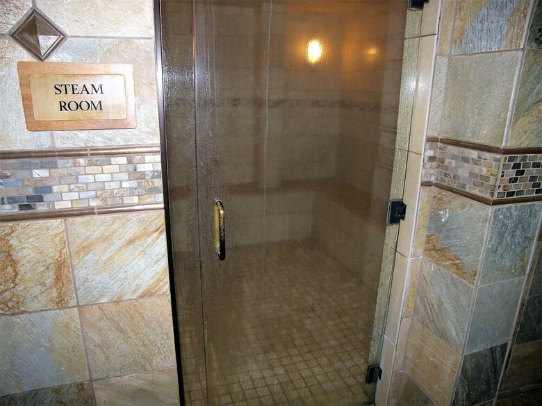 Edgewater Studio One Bath Ewjp