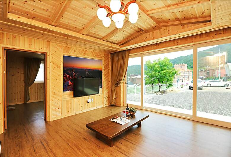 Muju Island Pension