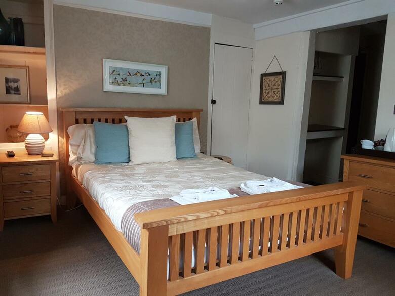 Posada Halfway House Inn