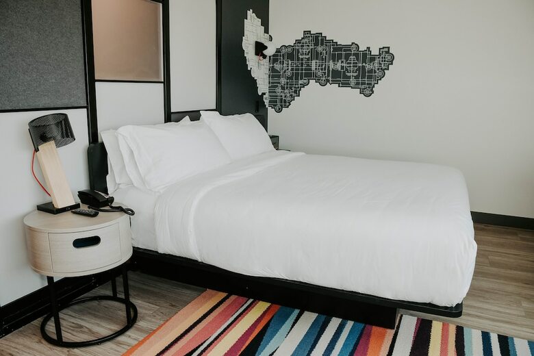 Hotel Aloft Omaha West
