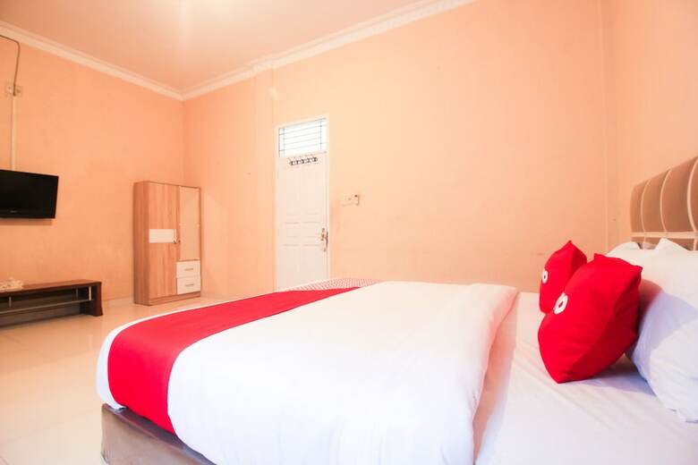 Hostal Oyo 2138 Tiaz Homestay