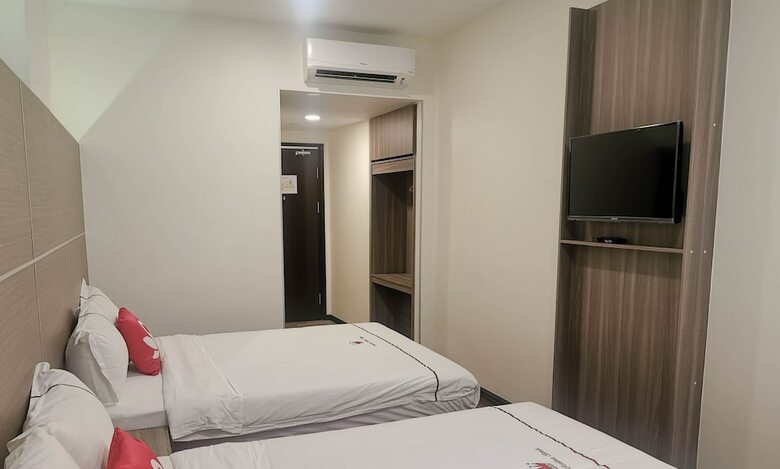 Hotel Zen Rooms Ambassador Residence