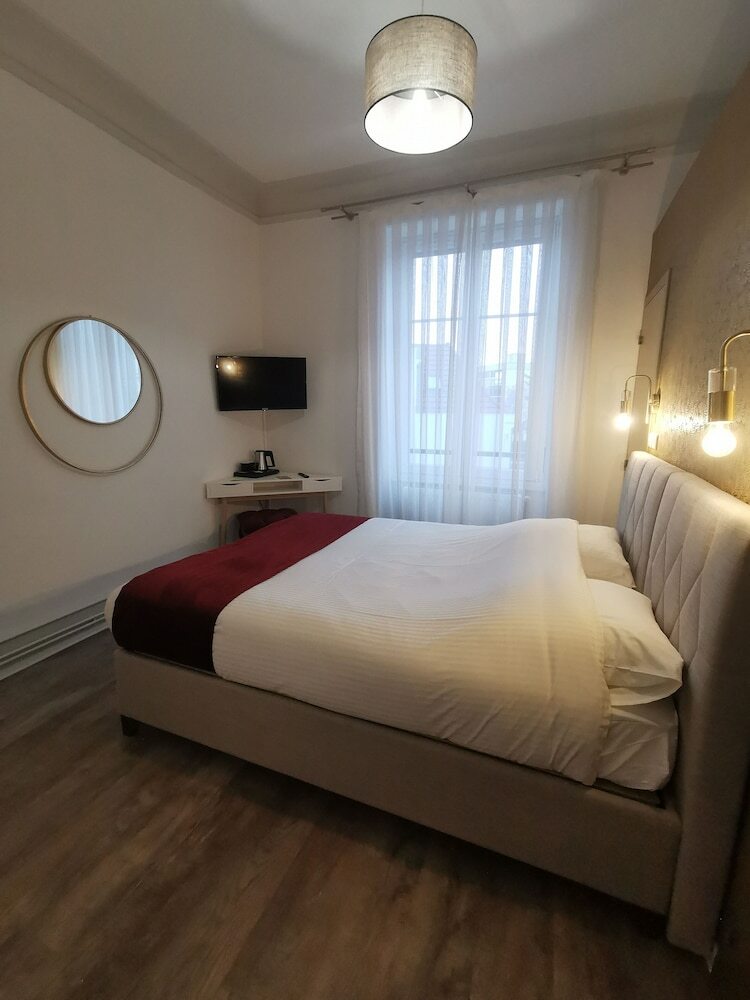 Hotel Colmar Suites