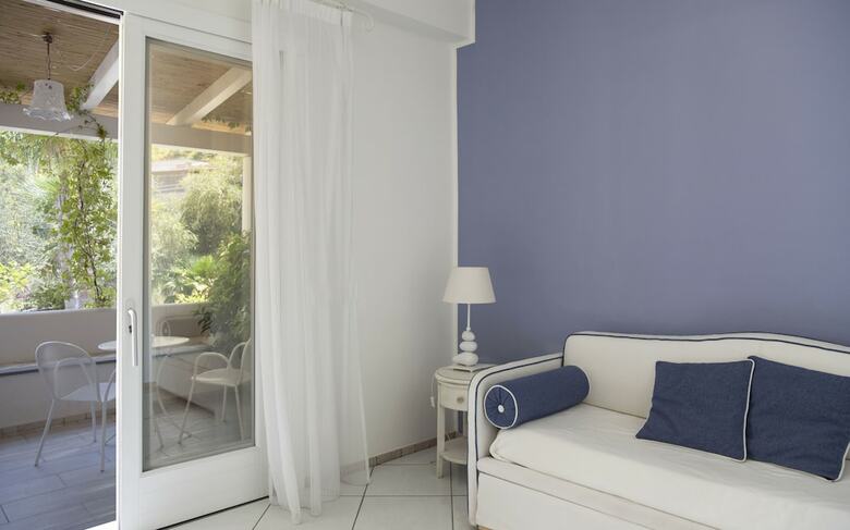 Hotel Mea - Aeolian Charme