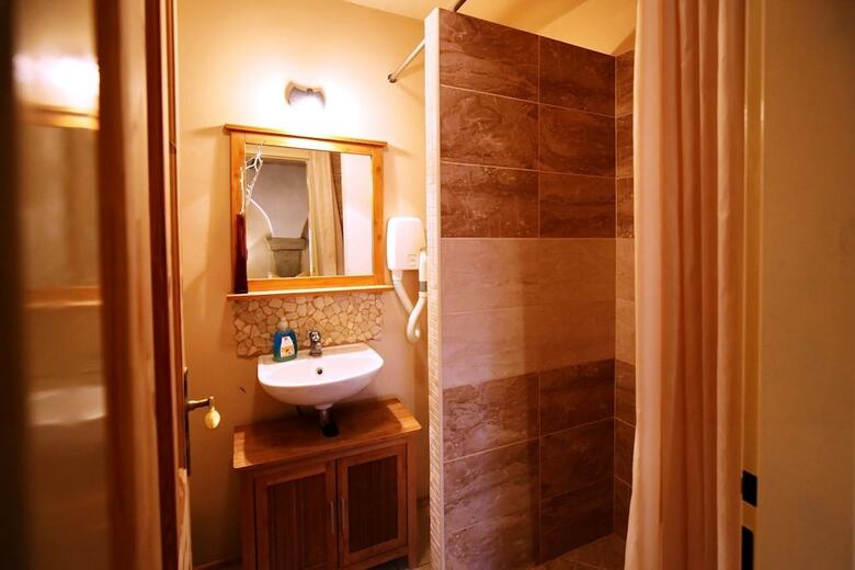 Hotel Hr�zd?n� Statek M�tinka
