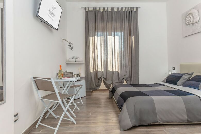 Hotel Scirocco Rooms