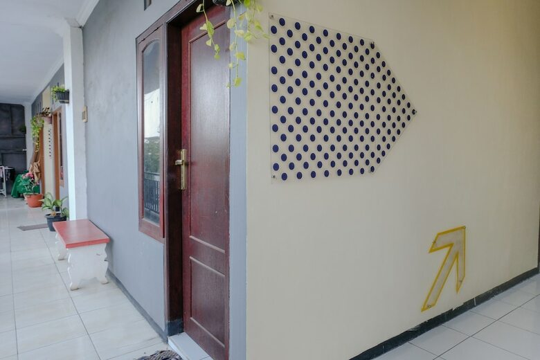 Hostal Spot On 1710 Sawojajar Inn