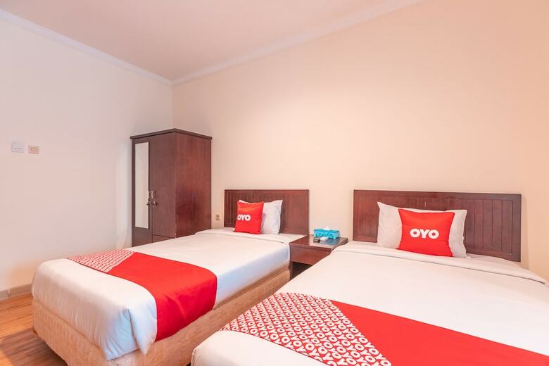 Oyo Flagship 2131 Hotel Binong