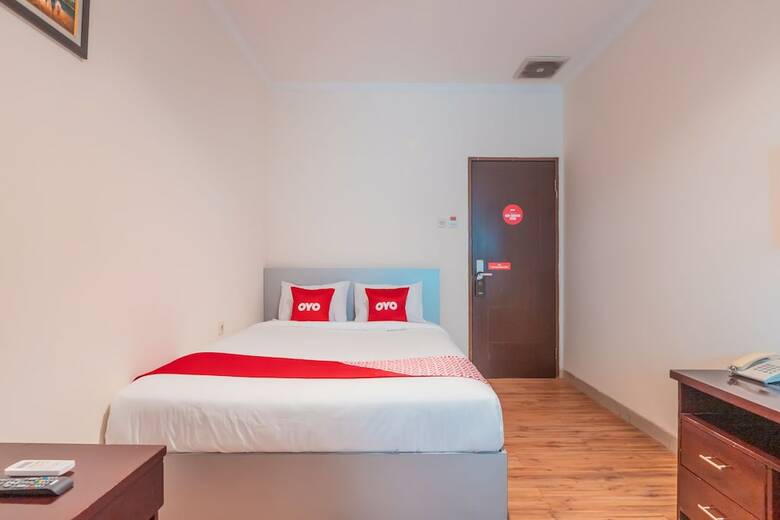 Oyo Flagship 2131 Hotel Binong