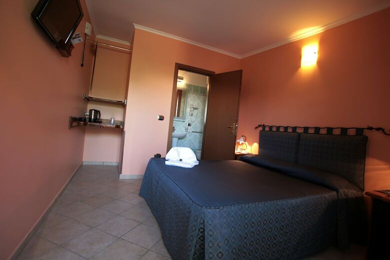 Airport One Hotel