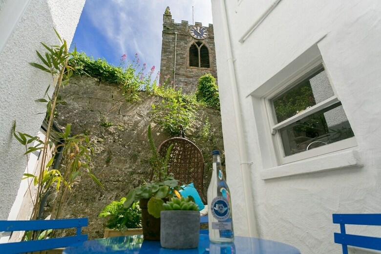 1 St Mary's Cottages