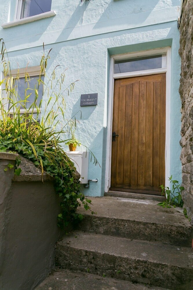 1 St Mary's Cottages