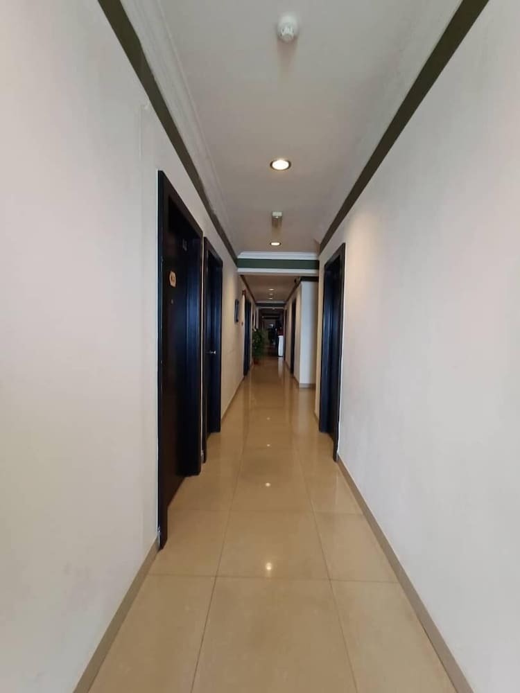 Maya Hotel