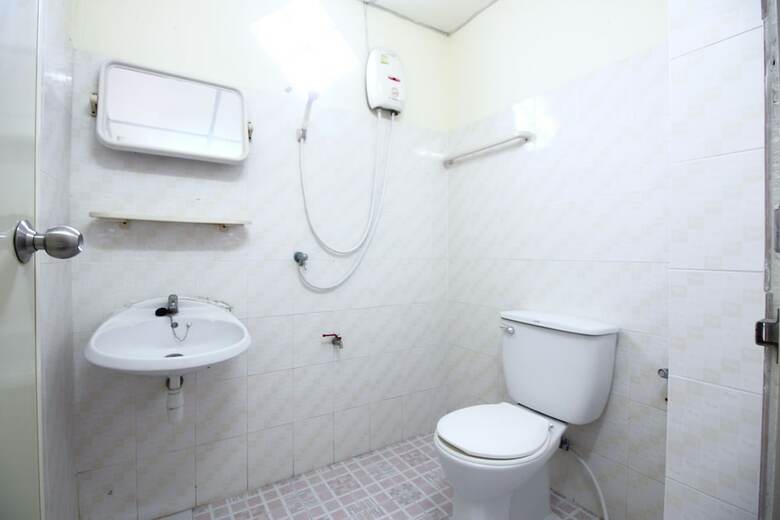 Hotel Oyo 689 Baan Yuyuen