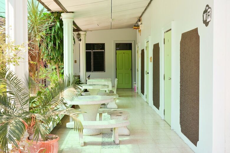 Oyo 499 Pattaraporn Hotel